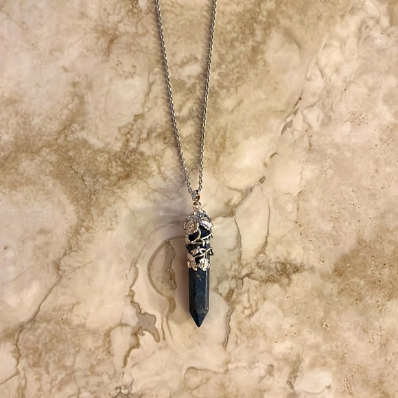 Lapis Lazuli Necklace - Picture 3 of 4